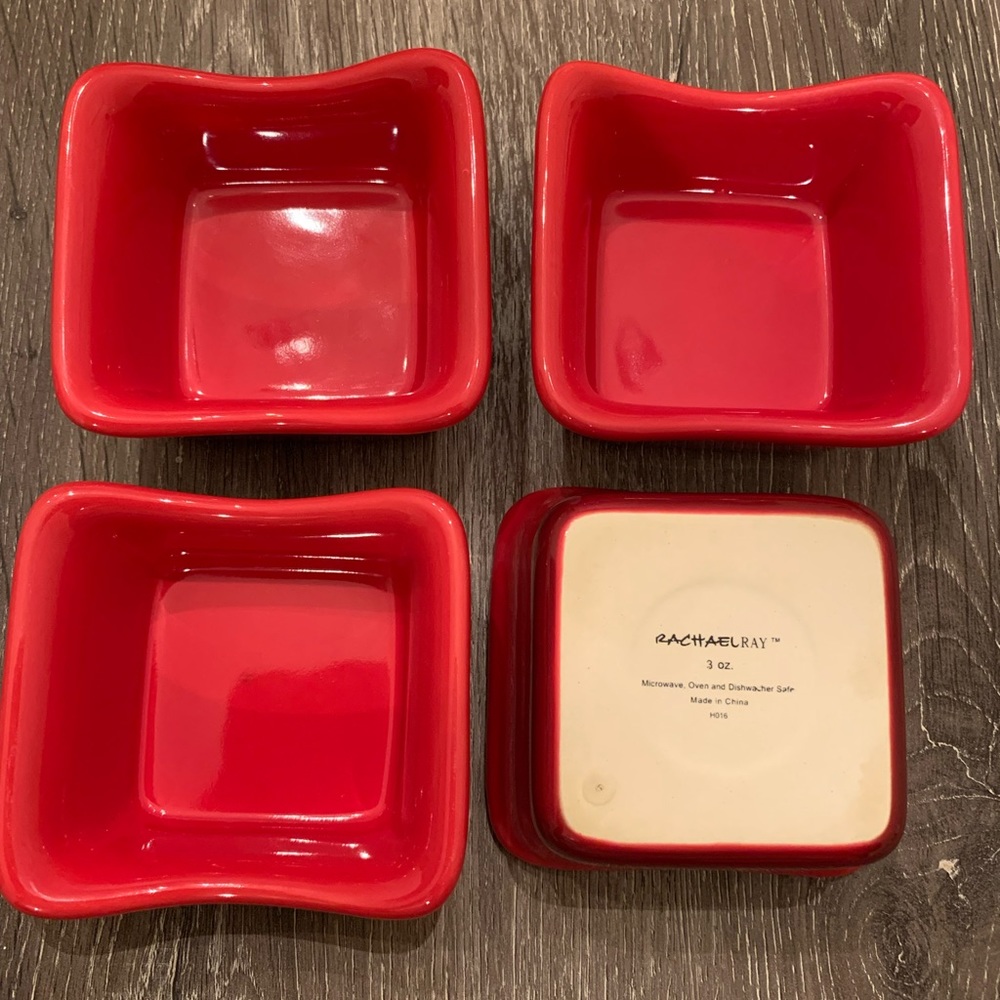 SET OF 4 Rachael Ray 3.5" x 3.5" 3 oz Square Ombre Red Ramekins H016